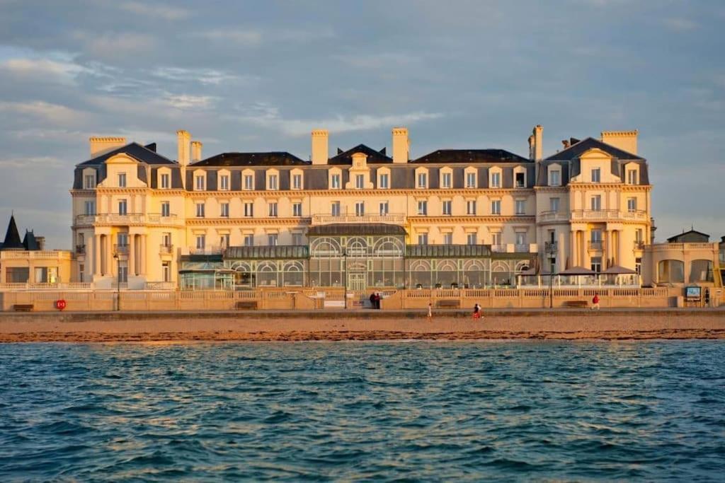 Appartement A 30M De La Plage Du Sillon. Saint-Malo Buitenkant foto